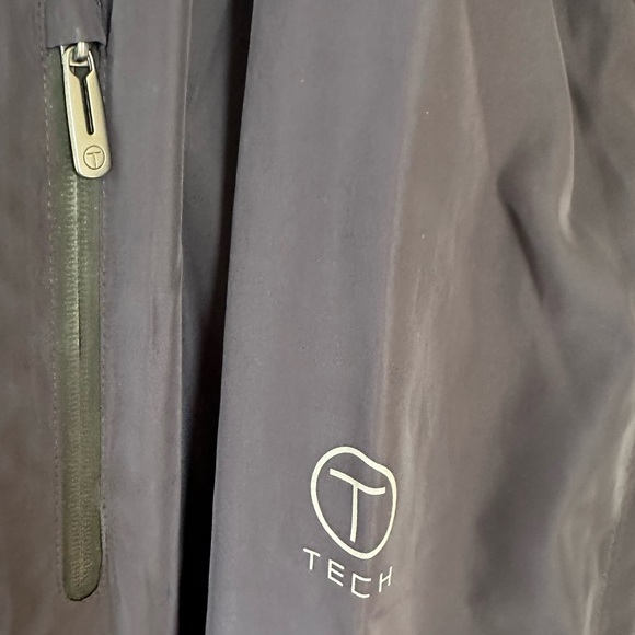 TUMI Tech JACKET Mens NAVY STOW Hood/Jacket Zip-up Windbreaker Water Resistant M - Picture 14 of 16
